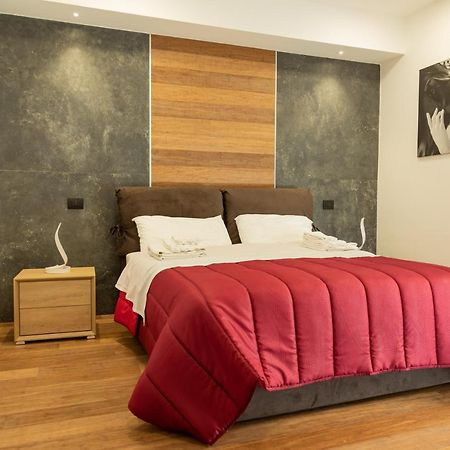 Eutuxia Apartment ตารันโต ภายนอก รูปภาพ