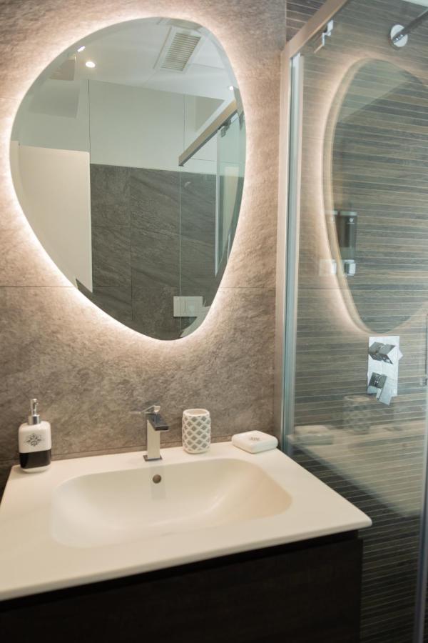 Eutuxia Apartment ตารันโต ภายนอก รูปภาพ