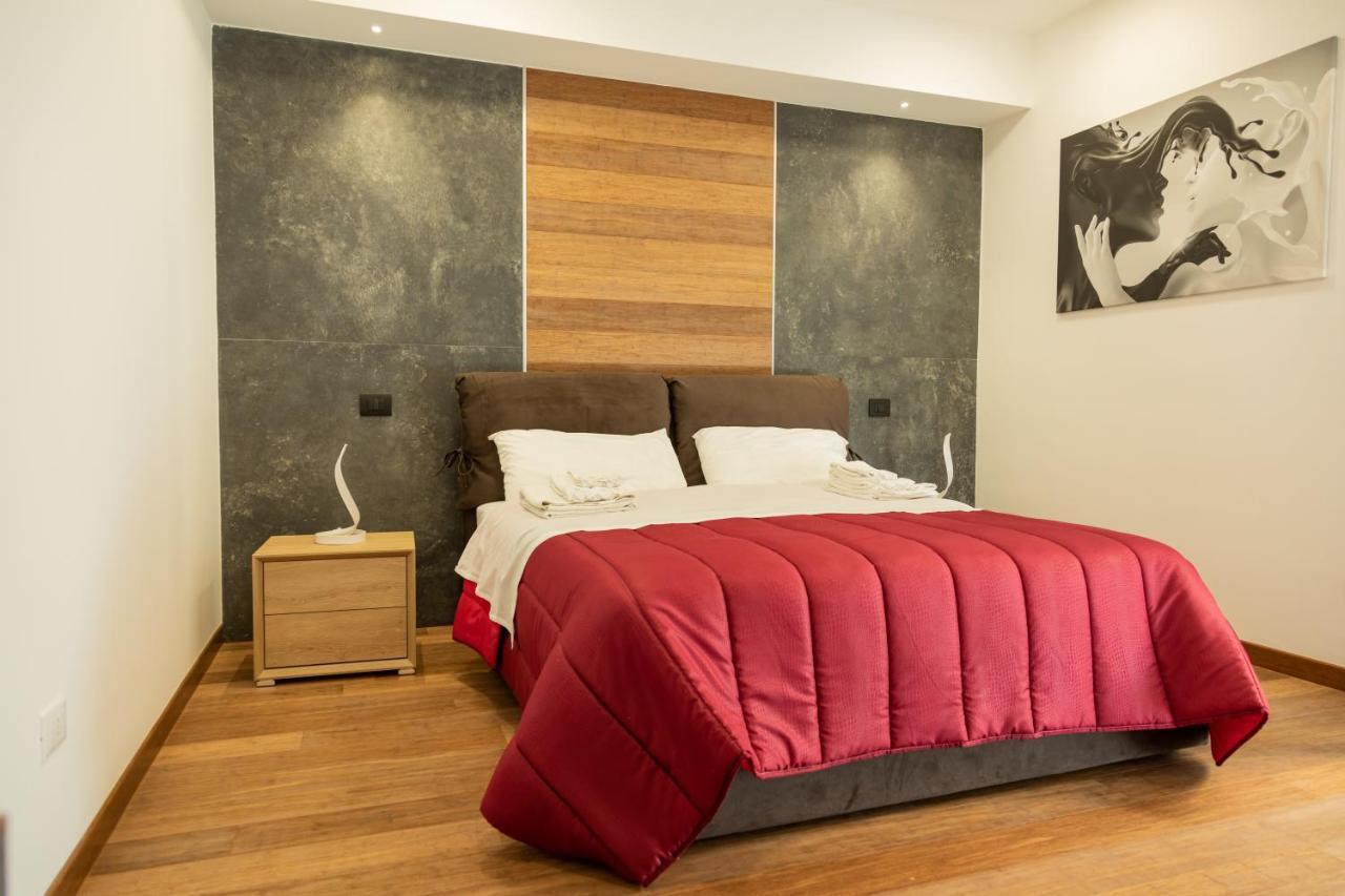 Eutuxia Apartment ตารันโต ภายนอก รูปภาพ